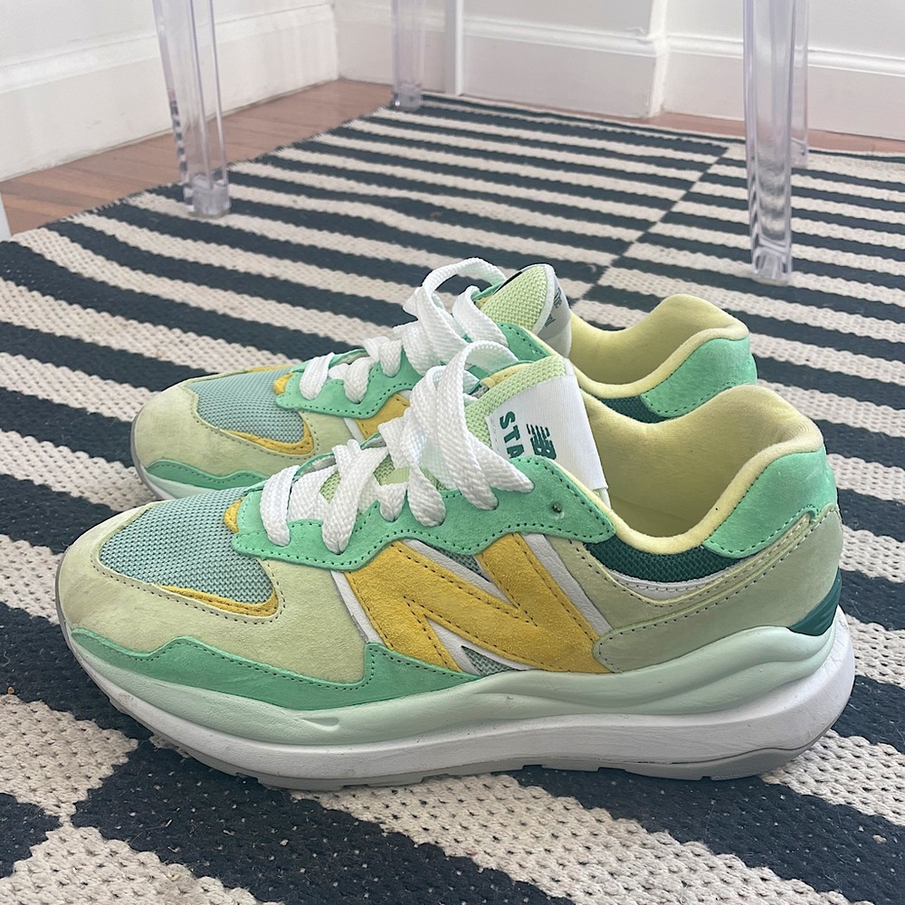 SOLD OUT New Balance X STAUD 57/40s SIZE 6